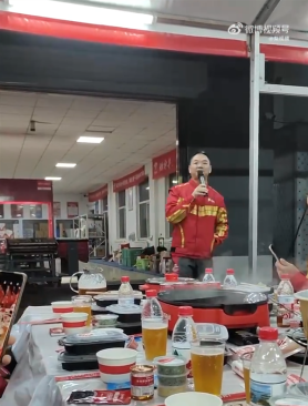 传京东外卖上线前 刘强东曾约王兴组局喝酒